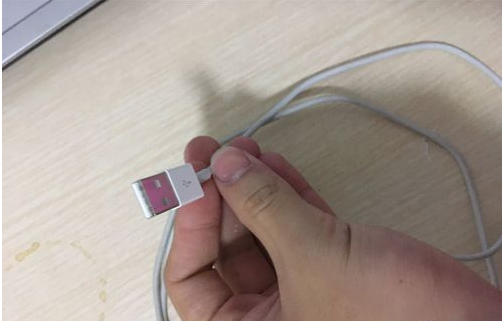 手機連接電腦