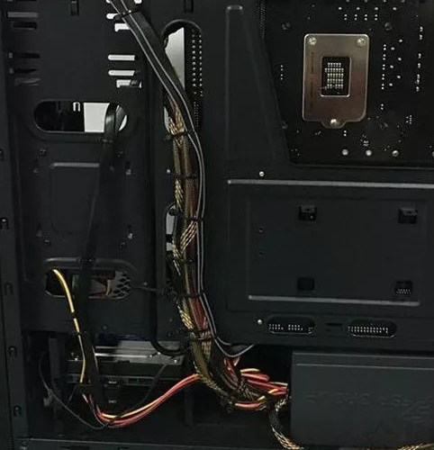 組裝臺(tái)式電腦教程