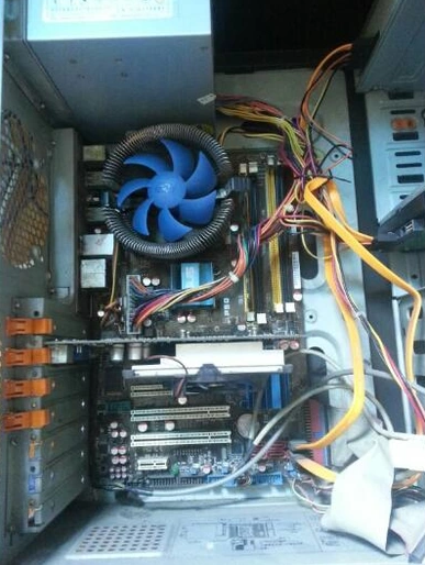 電腦顯示器