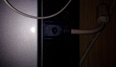 電腦連接電視